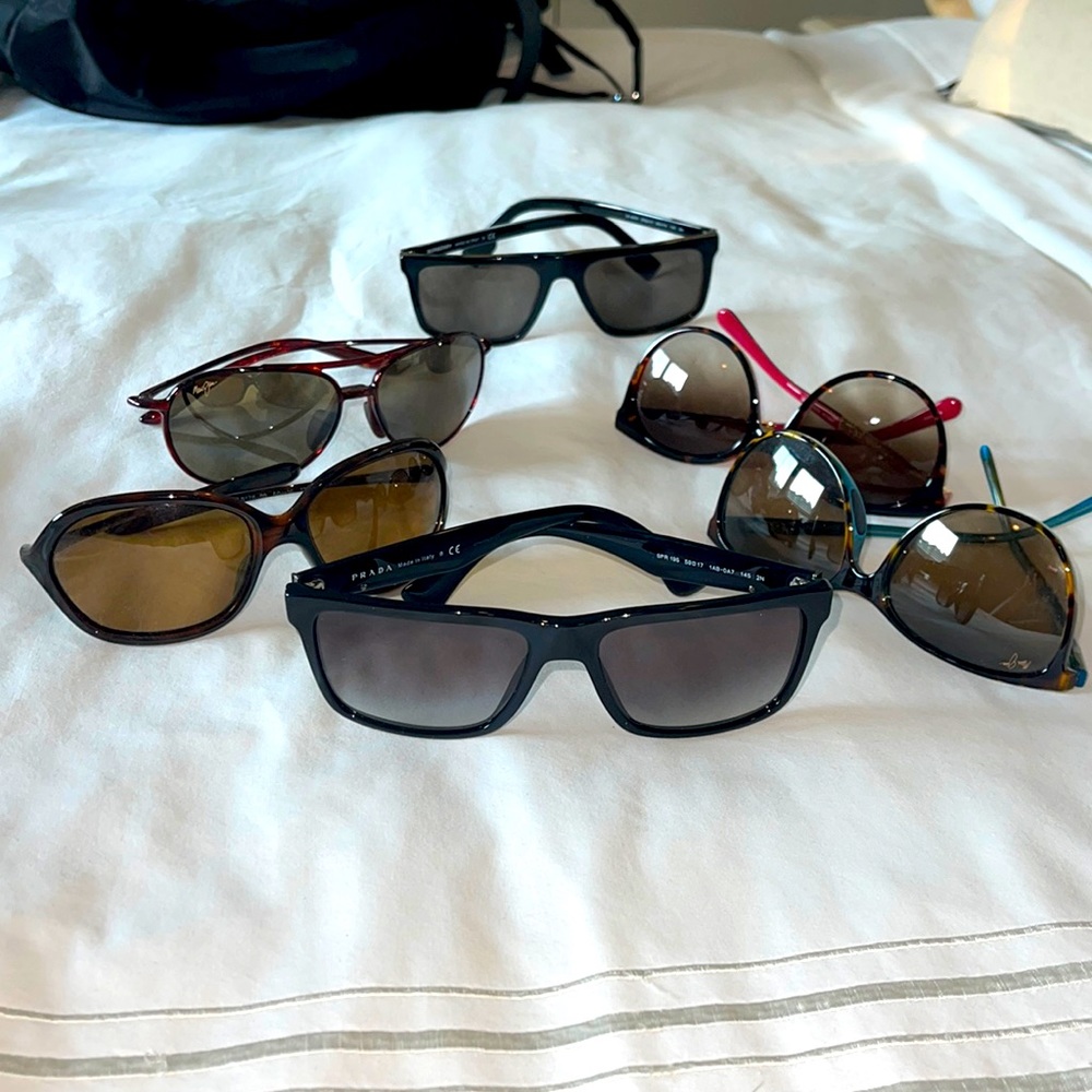 Six pairs of womens sunglasses!!!